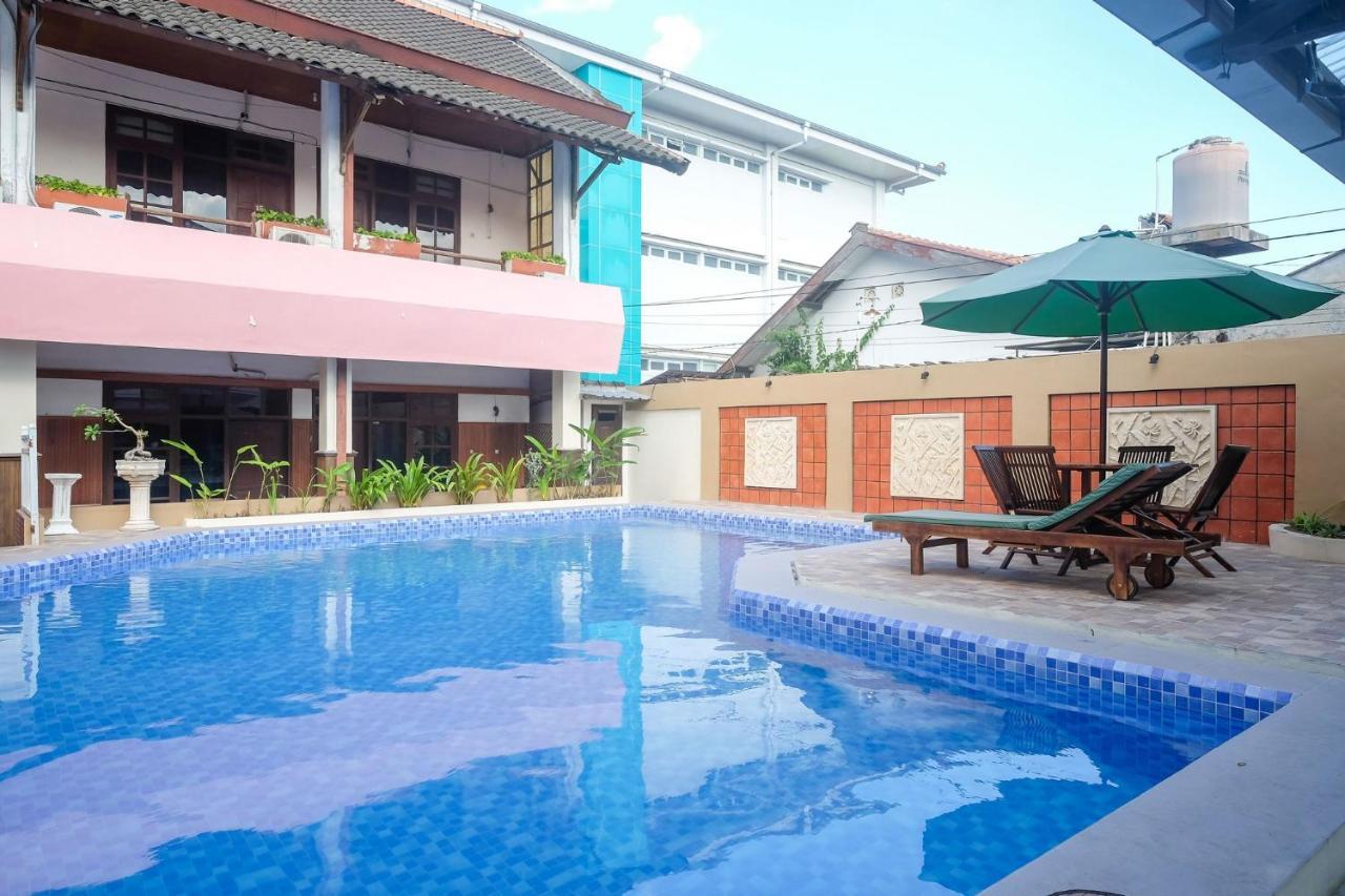 Reddoorz @ Mantrijeron 2 Hotel Yogyakarta Exterior photo