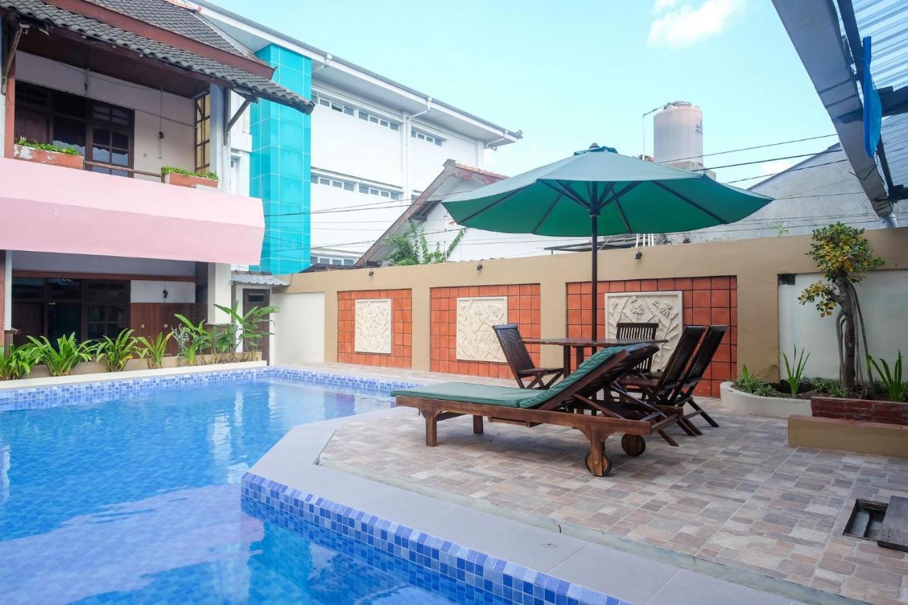 Reddoorz @ Mantrijeron 2 Hotel Yogyakarta Exterior photo