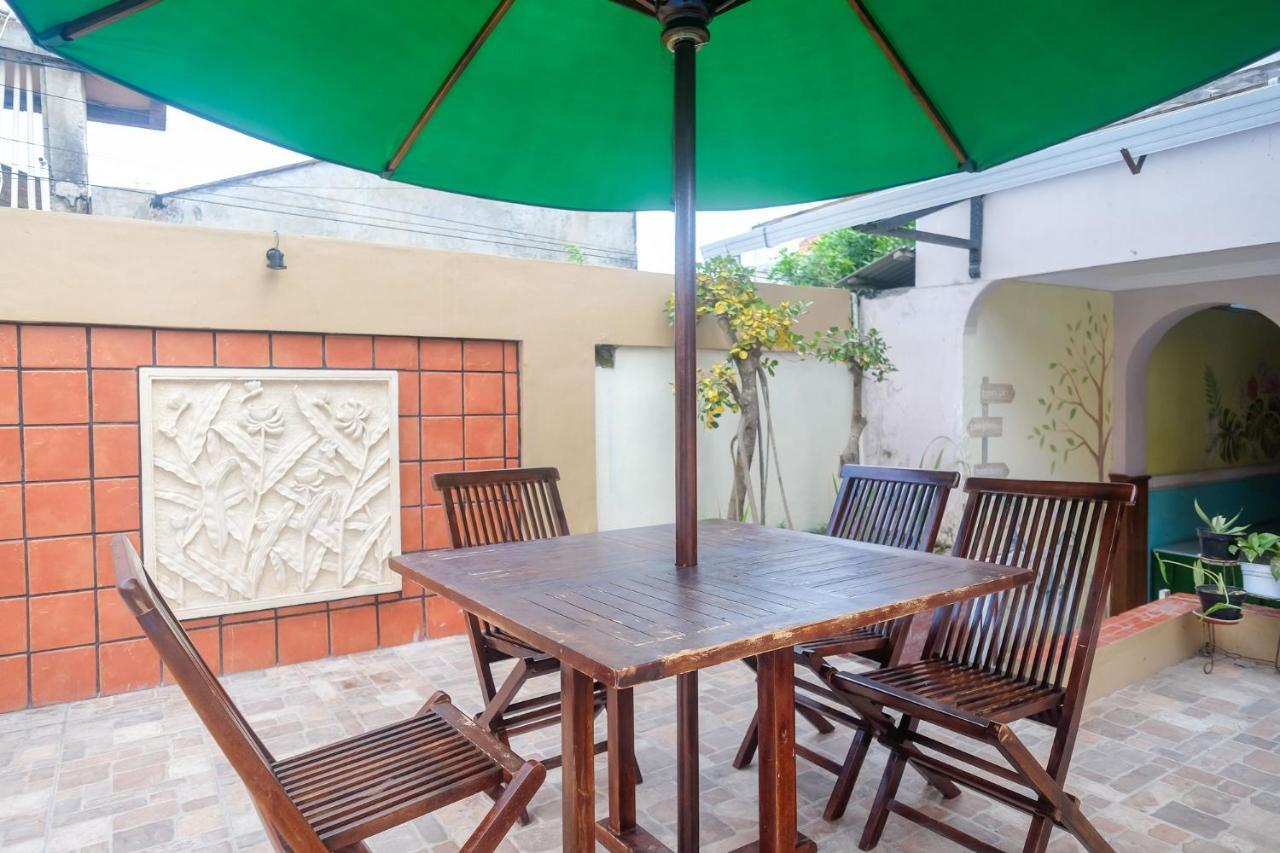Reddoorz @ Mantrijeron 2 Hotel Yogyakarta Exterior photo